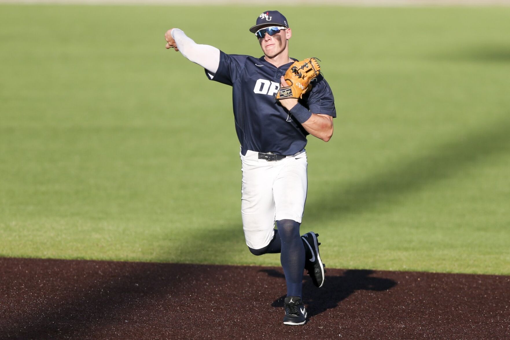 Oral Roberts vs Omaha